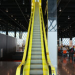 Heavy-duty escalator