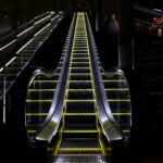 Heavy-duty escalator