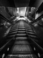 Heavy-duty escalator - Image 3