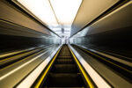 Heavy-duty escalator