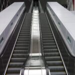Heavy-duty escalator