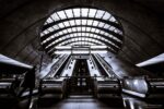 Heavy-duty escalator